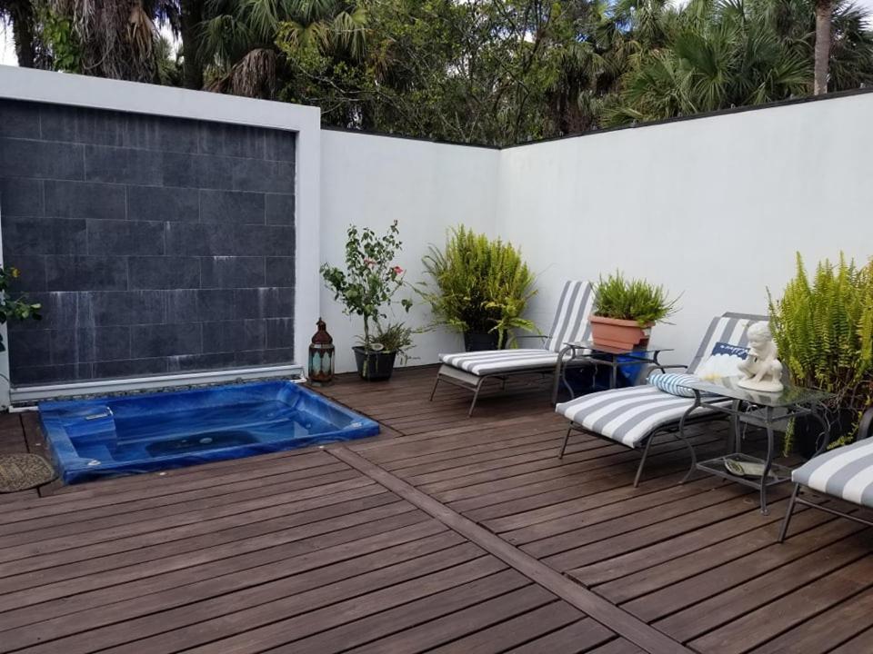 Naples' Hidden Gem Lägenhet Exteriör bild